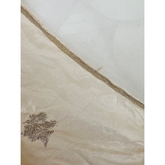 Vintage 60s 100% SILK Ivory rectangular head scarf Gold Thread HAND WOVEN - Picture 5 of 10